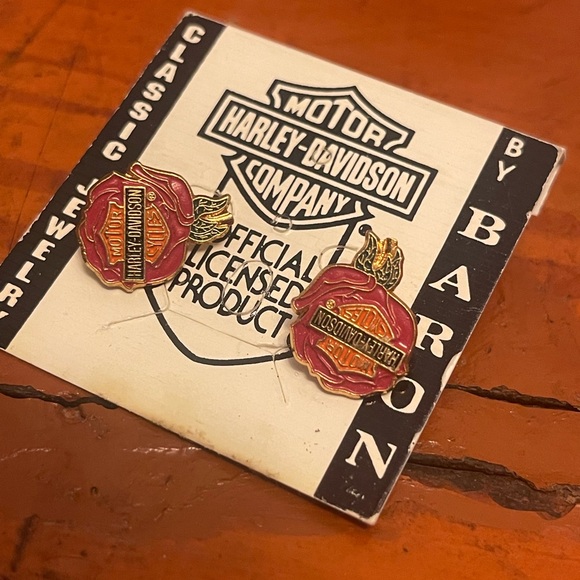 Harley-Davidson Red and Gold Logo Earrings - Picture 3 of 4